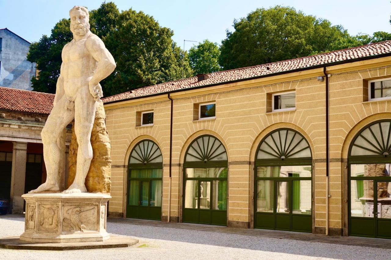 Palazzo Mantua Benavides Suites & Apartments 帕多瓦 外观 照片
